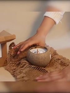 * SG-Stock * Coconut scented Soy wax Candle