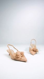 [Clearance] Tricia Lew Geneva Womens 1.5 Inch Heels