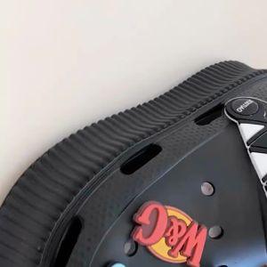 Xixitiao Wallace Và Gromit Giày tổ ong Phụ Nữ Sáng Tạo Pho Mát Pho Mát Pho Mát Trực Tuyến Influencer Thời Trang đế dày Cho Ngoài Trời Giày đi biển Dép dễ thương mùa hè