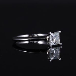Pretty Beauty 1CT Moissanite Solitaire Engagement Ring S925 Silver for Women Princess Cut Diamond Ring Gold Plated Fine Jewelry