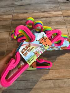 Hanger Anak Golden isi 12 gantungan baju anak hanger plastik hanger murah