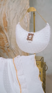 ALLUNA - Mukena Dewasa With Hampers Box Exclusive Mewah Bahan Silk Uragiri Premium Azzura Series