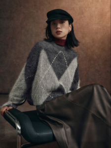 SUSHE | Vintage English Style Alpaca Blended Pullover with Diamond Pattern