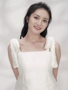 🖤Swarovski🖤Chroma series สร้อยคอจี้พลอยสีชมพูแปดเหลี่ยม สร้อยคอแฟชั่นสตรีเงิน 925 (XL-FHS586084886) สร้อยคอคู่รักสไตล์ดีไซน์คลาสสิก ของขวัญพิเศษสำหรับแฟนหรือแฟนของคุณ