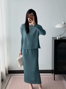 KESHANGYI Miyake Style Fishing Scale Pleated Set Womens Autumn Long Sleeve Top High Waist Midi Skirt Casual Elegant Two Pieces