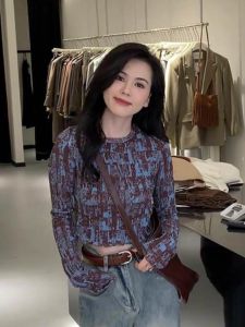 Dye Print Mesh Blouse