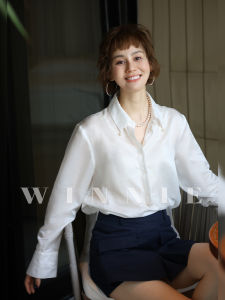 เสื้อเชิ้ตคอโปโลผ้าไหมคอตตอน WinnieTang ทรงหลวม สไตล์เรียบง่าย แขนยาว ปกโปโล ปิดด้วยกระดุม ใส่สบาย สีพื้น