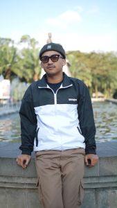 Rown Division Tracksuit Chicago Hitam Putih