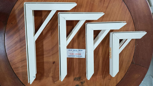 Eke ke V3 Ke góc chữ A sơn tĩnh điện Hoàng Mai màu kem với bản rộng 3cm và kích thước 20cm 25cm 30cm 35cm 40cm 45cm 50cm ( 1 cặp)