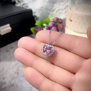 Huitan Romantic Princess Pink Heart CZ Pendant Necklace for Wedding Engagement Fashion Women Necklace Party Jewelry Love Gift