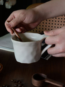 Cốc Cà Phê Bằng Gốm Sứ 330ml Họa Tiết Nặn Tay Sáng Tạo Dùng Trong Gia Đình Văn Phòng Cốc Đựng Sữa Cốc Sáng Tạo Có Giá Trị Thẩm Mỹ Cao