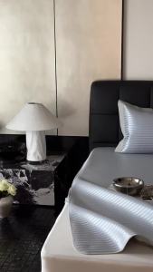 Modern Striped Embroidery Cool Silk Thick Air-Permeable Washable Fitted Bed Sheets Set