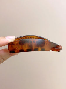 Banana Hair Clip Vertical Toothed Anti-Sagging Medium And Small Size Elegant Hair Accessories for Short Hair And Ponytails