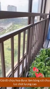 Giỏ Sắt Treo Hoa Ban Công Cao Cấp Thép Chịu Lực Và Sơn Tĩnh Điện - Phong Cách Châu Âu - Giá Treo Hoa Ban Công Bằng Sắt Để Sử Dụng Trong Nhà