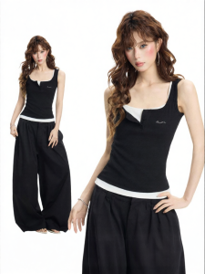 EVPGB | Figure-Flattering Tank Top