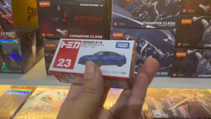 Mô Hình Xe Tomica No.23 Nissan GT-R - Huyền Thoại Xe Thể Thao JDM Nhật Bản