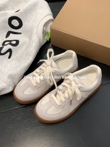 New Soft PU Material Lightweight Breathable White Casual Shoes for Women & Students