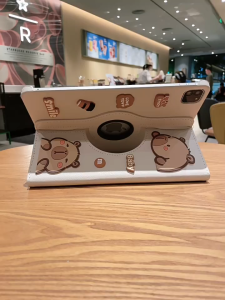 CrashStar 360° Rotatable Stand Cute Cartoon Capybara Flip Leather Tablet Case For iPad 11 2025 10 9 8 7 Gen Mini 7 6 5 4 Air 6 5 4 3 2 iPad Pro 11 Inch 12.9 Inch M4 M3 M2 2024 iPad 7.9 8.3 9.7 10.2 10.5 10.9 13 Inch Tab Casing Pad Cover