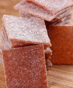 Non nuclear preserved plum slices dried plums pregnant womens sour snacks 250g 500g   无核话梅片