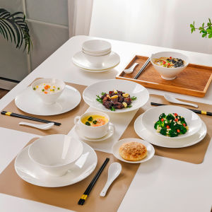 Luxury White Minimalist Bone China Dinnerware Set
