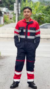 ชุดหมี ชุดช่าง ชุดปฎิบัติการ OV-02 ผลิตจากผ้าเวสปอย กันสะเก็ดไฟ ติดเเถบสะท้อนเเสง สกีนชื่อหน่วยงานได้