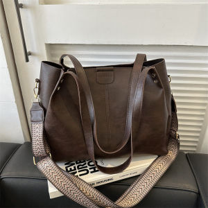High-End Large Capacity Water Bucket Bag Womens Crossbody Shoulder Bag Fashionable Korean Style 2023 New Trendy Tote Bag