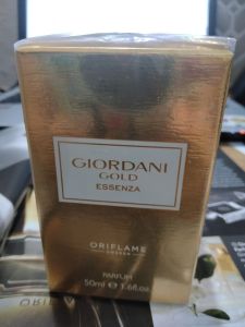 Parfum wanita Gold Essenzaa EDP