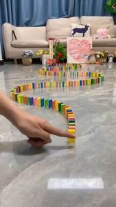 Bộ đồ chơi xe lửa xếp domino cho bé