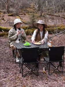 Dam โต๊ะพับเก็บได้ และพกพาสะดวก ชุดเก้าอี้แค้มป์ปิ้งพร้อมโต๊ะ เลือกชุดแทย์ของคุณ