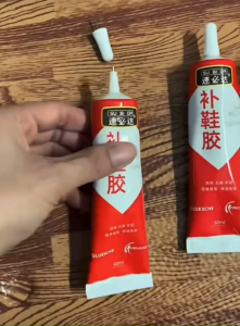 Keo dán giày siêu dính chống nước trong suốt 60ml an toàn không độc hạiKeo Dán Giày Dép Đồ Da Túi Xách Keo Dán Đa Năng Không Nhiệt Trong Suốt Không Mùi Siêu Bền Chịu Nước Tốt