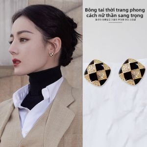 Bông Tai Hình Cờ Vua Nhái Ngọc Trai cho Phụ Nữ