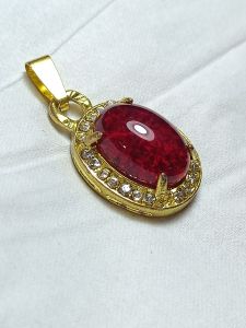 Bandulan liontin pria dan wanita merah Siam giok hijau ceteye pasir intan hijau dan teratai biru