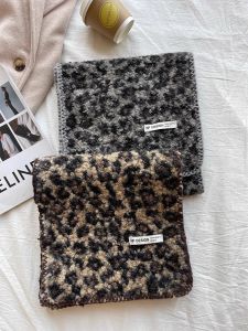 Fashionable Leopard Print Scarf Womens Autumn Winter Versatile 2024 New Popular Korean Style Warm Lamb Fur Shoulder Shawl