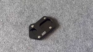 Đệm Bàn Chân Chống Nghiêng Suzuki Gz150a