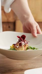 White Ceramic Square Exquisite High Grade Plate Vegetable Plate Home Soup Plate Salad Plate Hotel Tableware