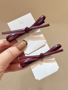 Elegant Red Wine Color PU Leather Butterfly Knot Duckbill Clip Girl Style Korean Version 3D Embossed Hair Clip Fashionable Accessory