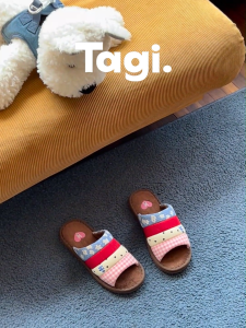 Tagi. Bulging Patchwork Slippers รองเท้าแตะ รองเท้าใส่ในบ้าน