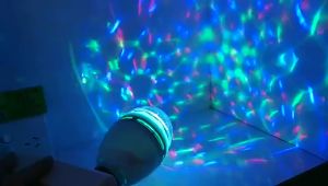 (Arrazka Cahaya) Lampu Disco Putar RGB Full Warna-Warni