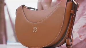 BAGSMART กระเป๋าสะพายไหล่สำหรับผู้หญิง กระเป๋าหนัง PU กระเป๋าถือแฟชั่น กระเป๋าสะพายข้าง กระเป๋าใต้วงแขนสำหรับเดินทาง