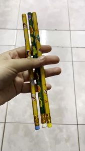 💙ดินสอไม้ ดินสอดำ+ยางลบสี HB คละลายการ์ตูน (บรรจุ 12 แท่ง) ราคา/โหล| KKNT