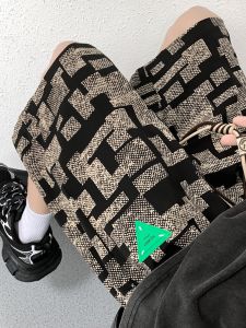 กางเกงขาสั้นลายสก็อตย้อนยุคสไตล์อเมริกันสำหรับผู้ชาย กางเกงขายาวทรงหลวมสบาย ๆ ฤดูร้อน กางเกงขายาวทรงหลวมขนาดใหญ่