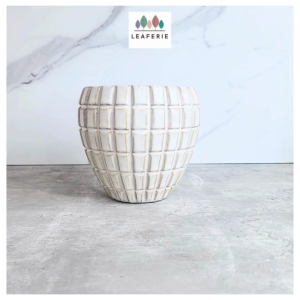 The Leaferie Bramla plant pots. flowerpot . flowerpots . flower pot . planter . planters . Ceramic
