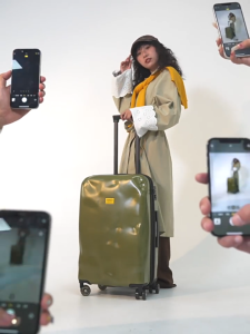 HENDO NEW Lightweight Hard Suitcase Luggage 20 24 26 28 Inch