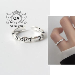 Nhẫn bạc 925 cá form nhỏ đeo ngón út midi chân may mắn S925 FISH QA Silver Ring RI240801