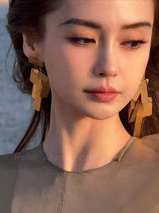 Elegant Metal Square Tassel Earrings: Women's Fashion Jewelry & Retro Court Style