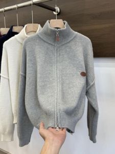 เสื้อคาร์ดิแกนถักคอตั้งสไตล์เกาหลีสำหรับผู้หญิง ฤดูใบไม้ร่วง/ฤดูหนาว เสื้อคลุมกันหนาวแบบสั้นหลวมๆ ผสมผ้าฝ้ายโพลีเอสเตอร์