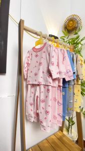 Bộ thu đông bé gái xuất Hàn 3-12 tháng màu tươi sáng nhiều hình ngộ nghĩnh vải cotton dày dặn
