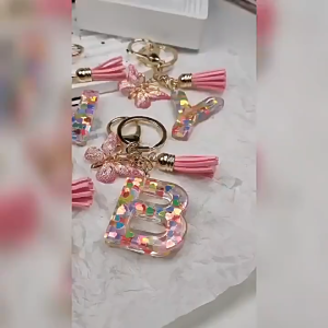 ZTOYL A-Z mơ mộng sequin chữ Keychain tua bướm mặt dây chuyền ban đầu Keyring ví túi treo quyến rũ Xe móc chìa khóa