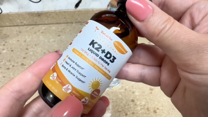 Liposomal lỏng Vitamin D3 K2 bổ sung giọt với dầu MCT Omega 3 - (5000 IU) D3 + (200 mcg) K2 sức mạnh xương với canxi magiê kẽm hỗ trợ răng xương vitamin D không biến đổi gen