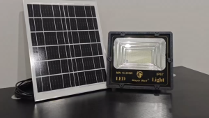 Lampu Tenaga Surya Outdoor Lampu Sorot Panel Surya Lampu Solar Surya Lampu Hemat Energi MW7-500W